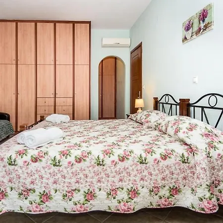 Nefeli Villa Trapezaki (Kefalonia)