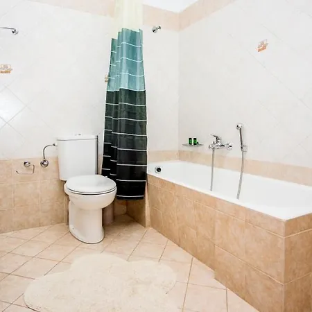 Nefeli Trapezaki (Kefalonia)